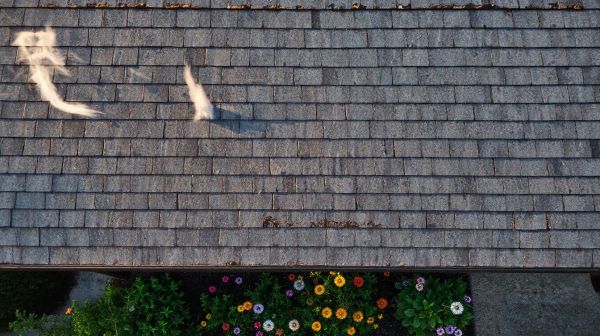 10 techniques incontournables pour un nettoyage de toiture efficace