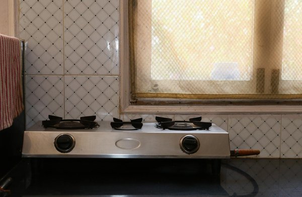 Transformer son jardin en galerie d'art extérieure